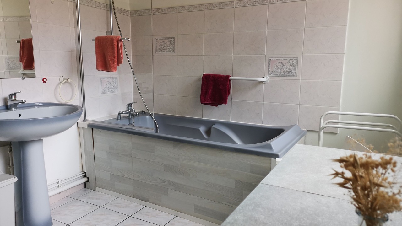 Photo of Bathroom in Paroisse Saint-Vincent-de-Paul