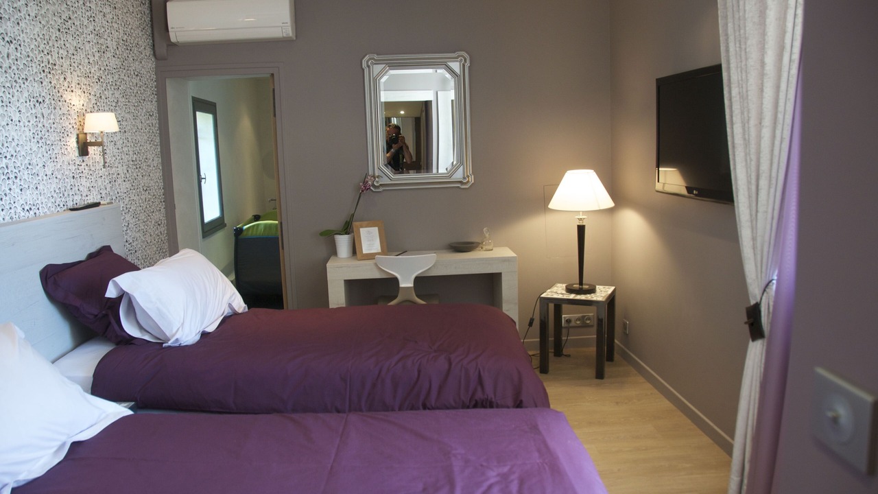 Photo of Bedroom in Chatte