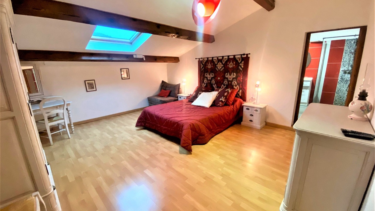 Photo of Bedroom in Mercuer
