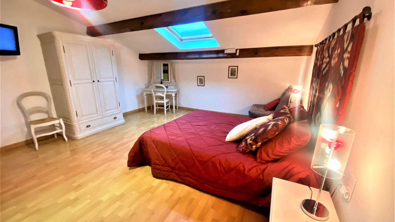 Photo of Bedroom in Mercuer