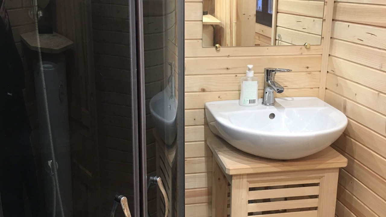 Photo of Bathroom in Digoin