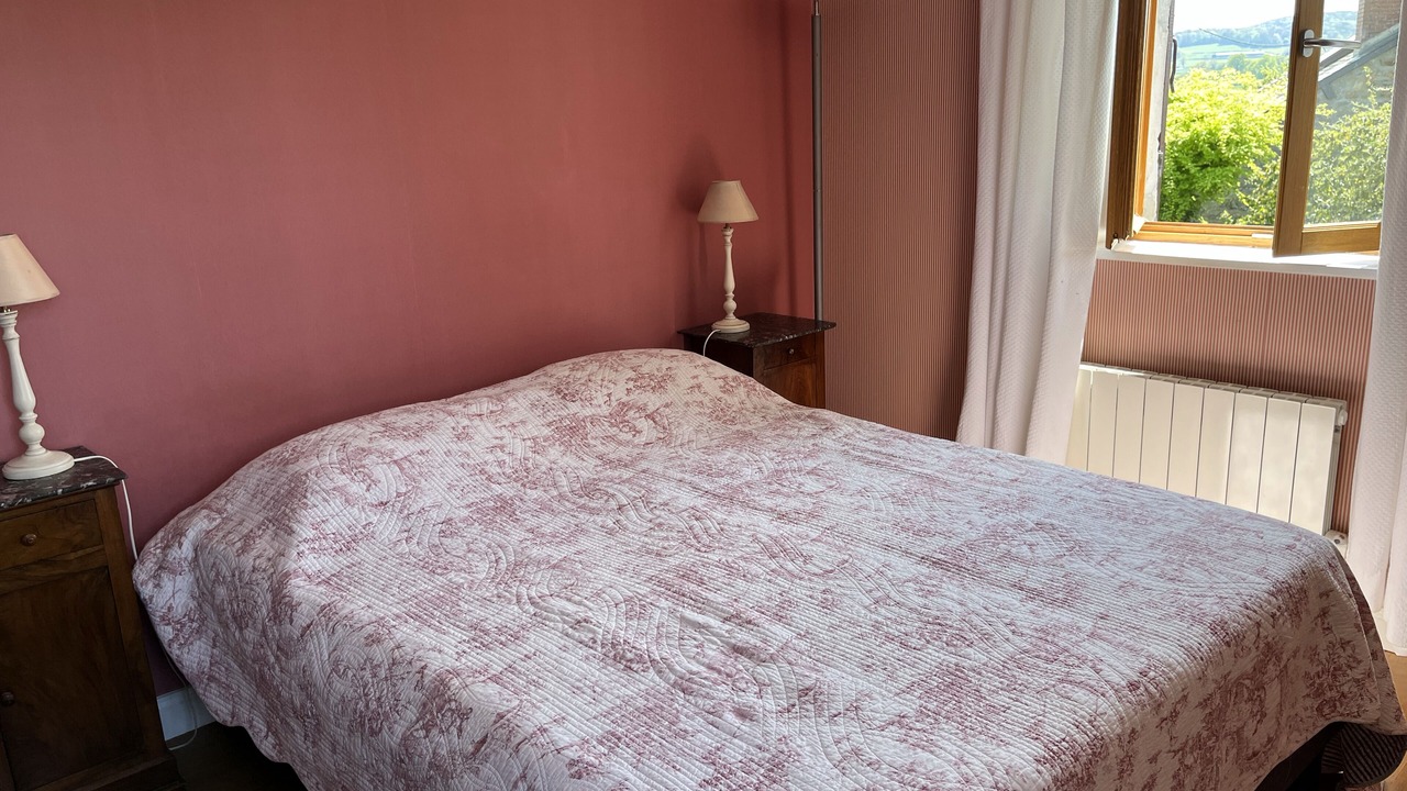 Photo of Bedroom in Saint-Martin-du-Puy