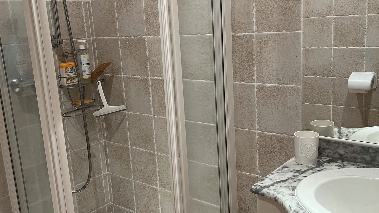 Photo of Bathroom in Saint-Martin-du-Puy