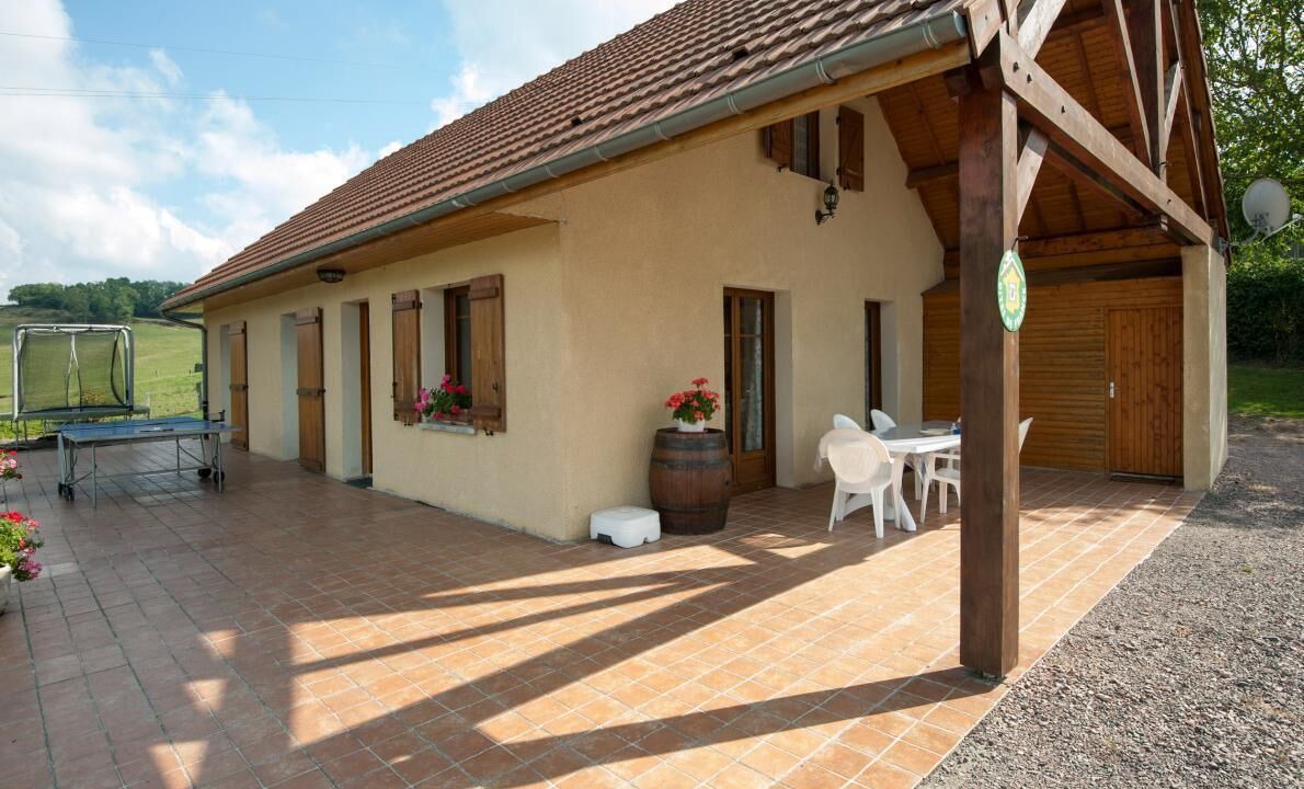 Photo of Outdoor in Curgy