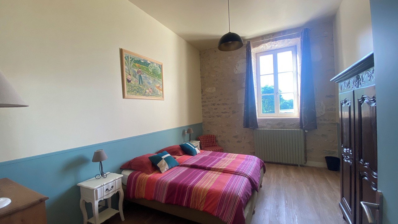 Photo of Bedroom in Accolay