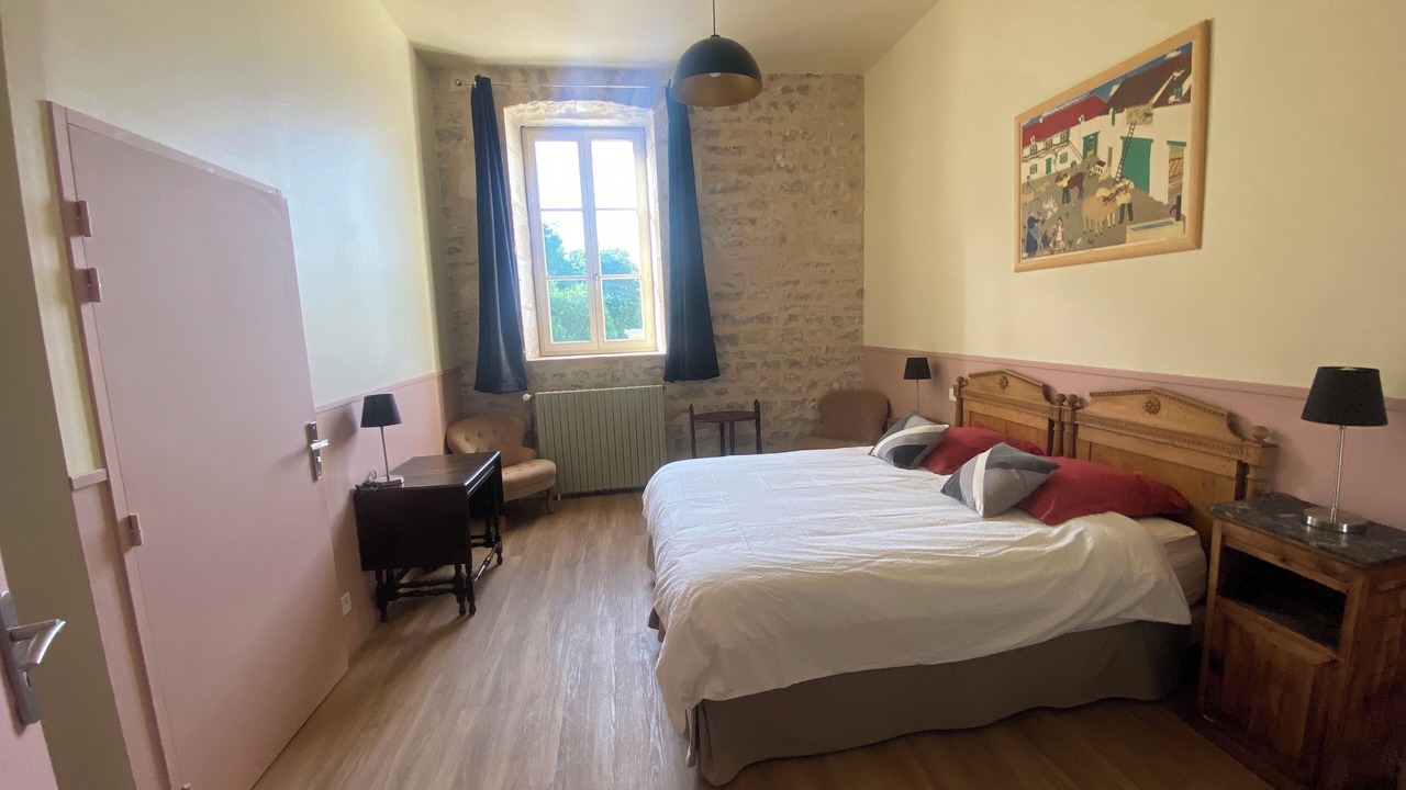Photo of Bedroom in Accolay