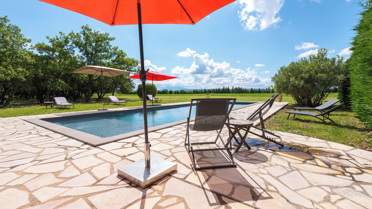 Photo of Outdoor in La Baume-de-Transit