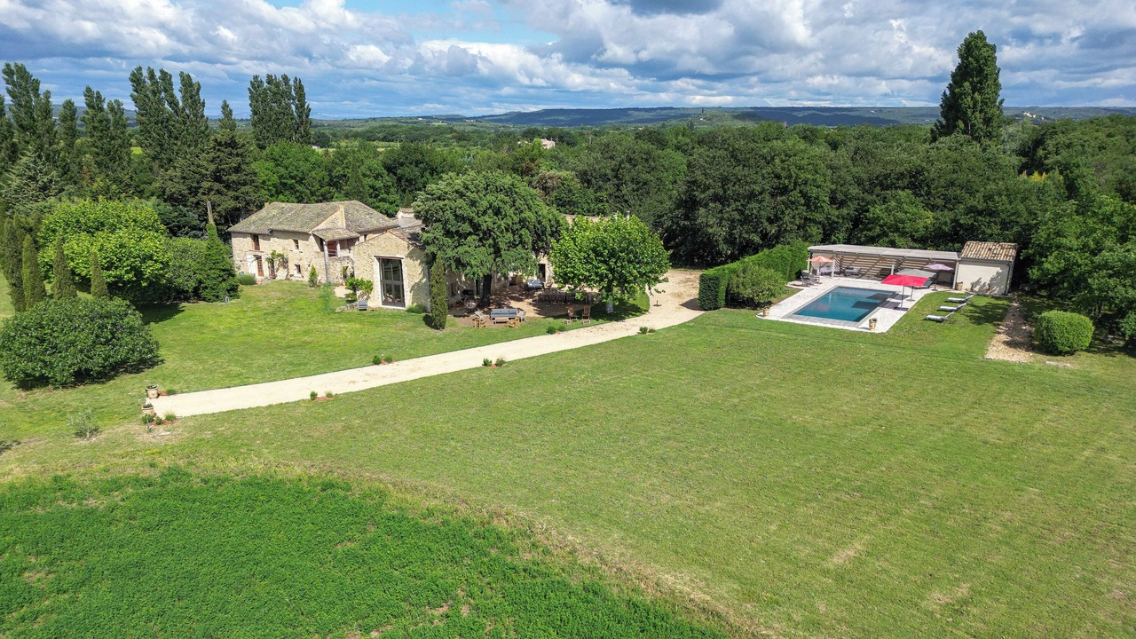Photo of Outdoor in La Baume-de-Transit