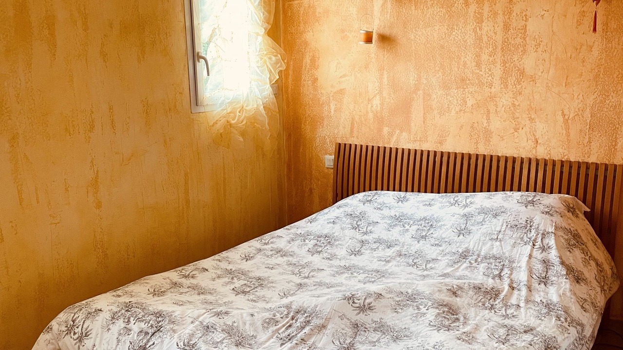 Photo of Bedroom in Sainte-Cecile-les-Vignes