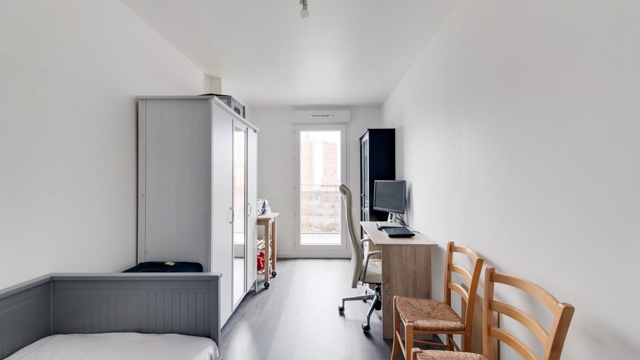 Photo of Bedroom in Arcueil