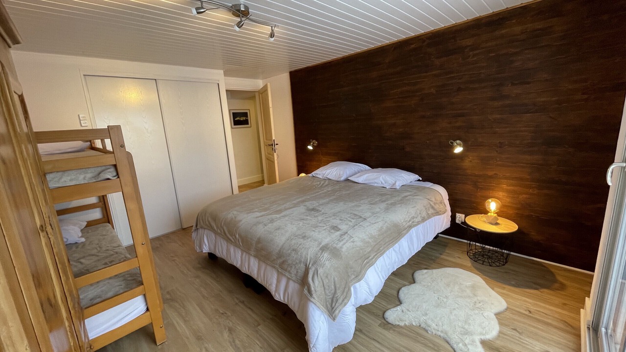 Photo of Bedroom in Saint-Jacques-des-Blats