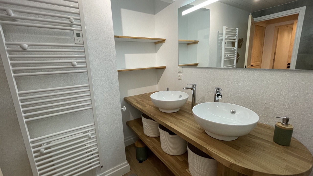 Photo of Bathroom in Saint-Jacques-des-Blats