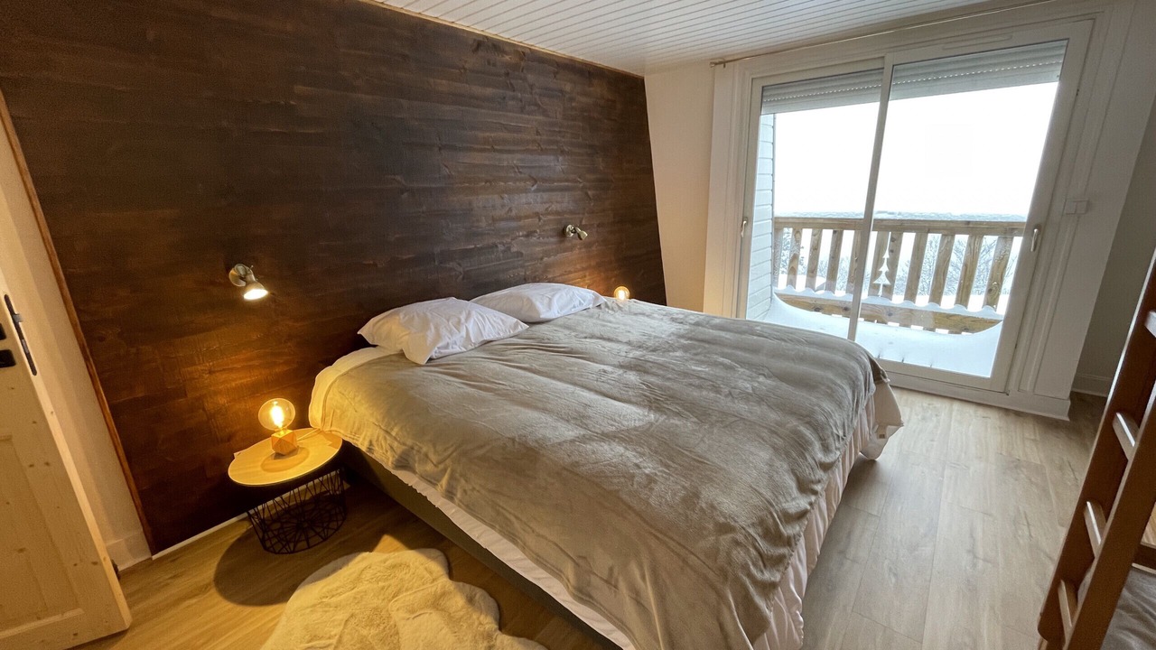 Photo of Bedroom in Saint-Jacques-des-Blats