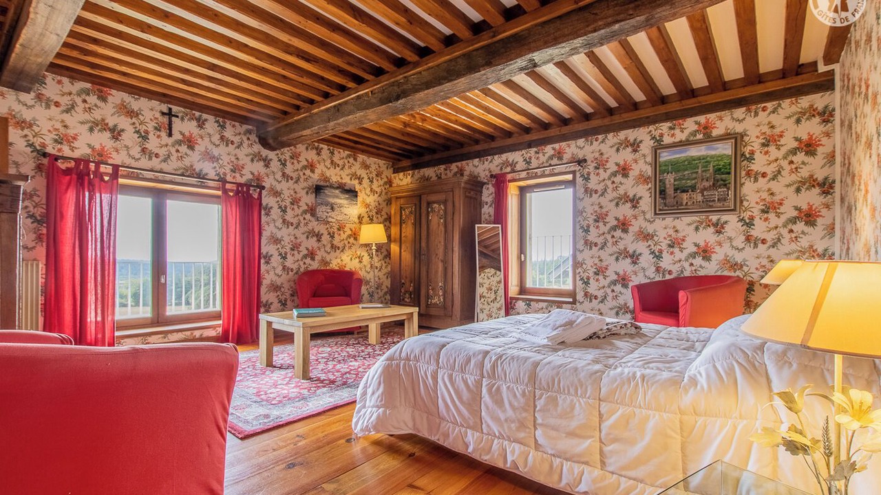 Photo of Bedroom in Saint-Bonnet-de-Joux