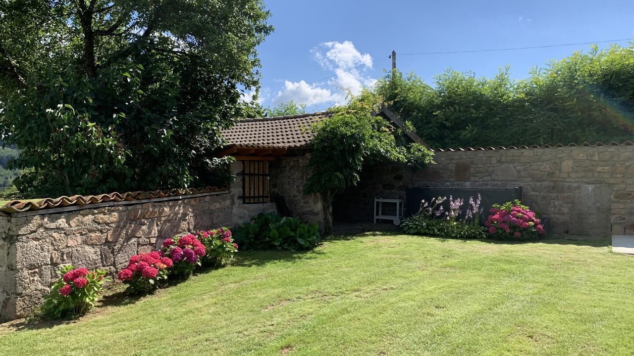 Photo of Outdoor in Dompierre-les-Ormes