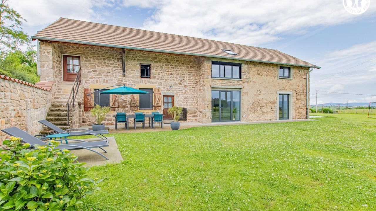 Photo of Outdoor in Dompierre-les-Ormes