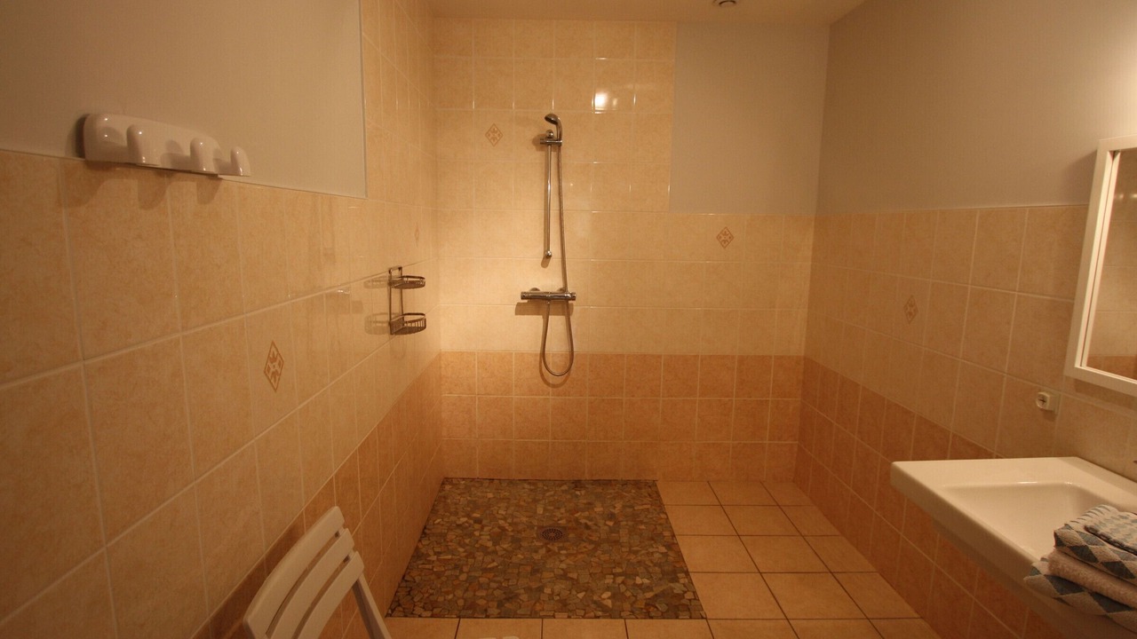 Photo of Bathroom in Docelles