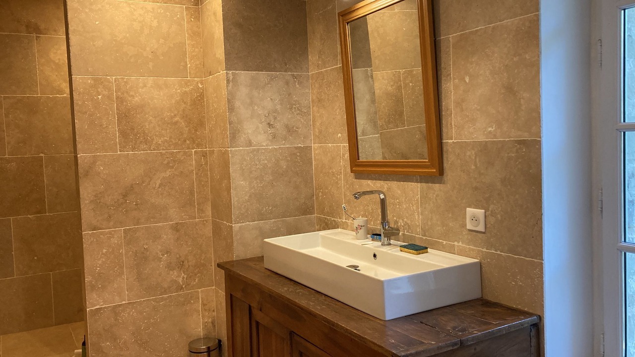 Photo of Bathroom in Clansayes