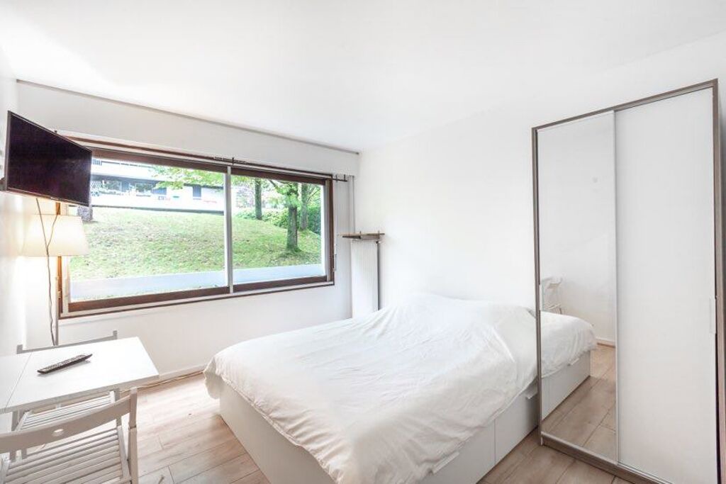 Photo of Bedroom in Chatenay-Malabry