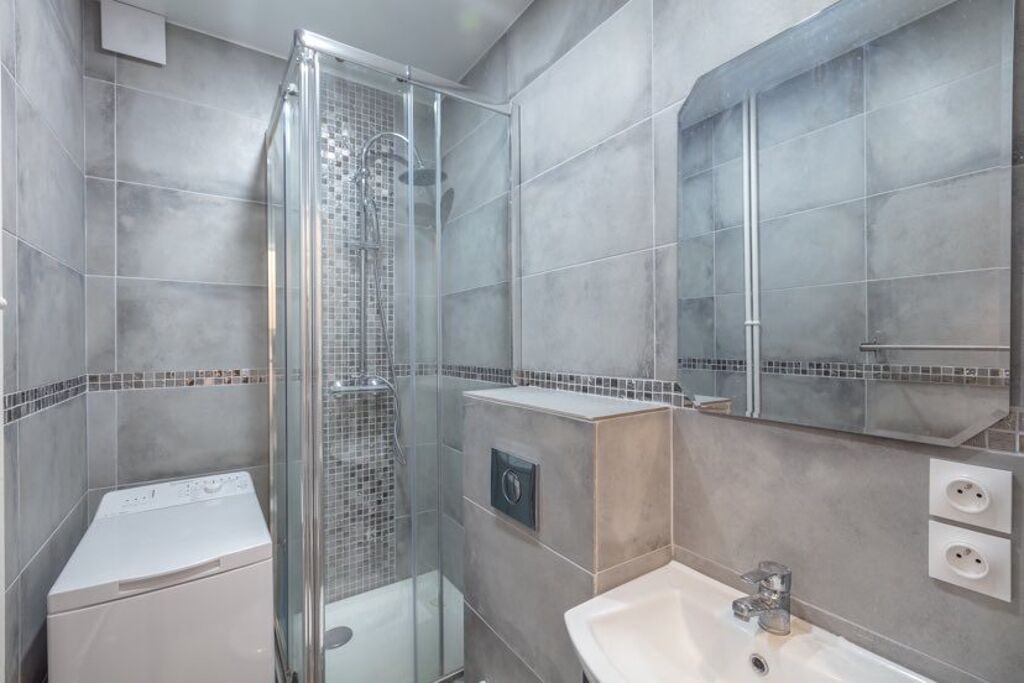 Photo of Bathroom in Chatenay-Malabry