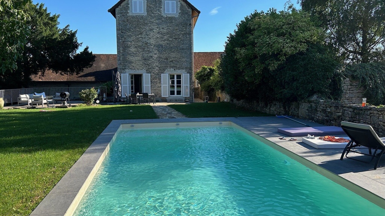 Photo of Outdoor in Chateau-Chalon