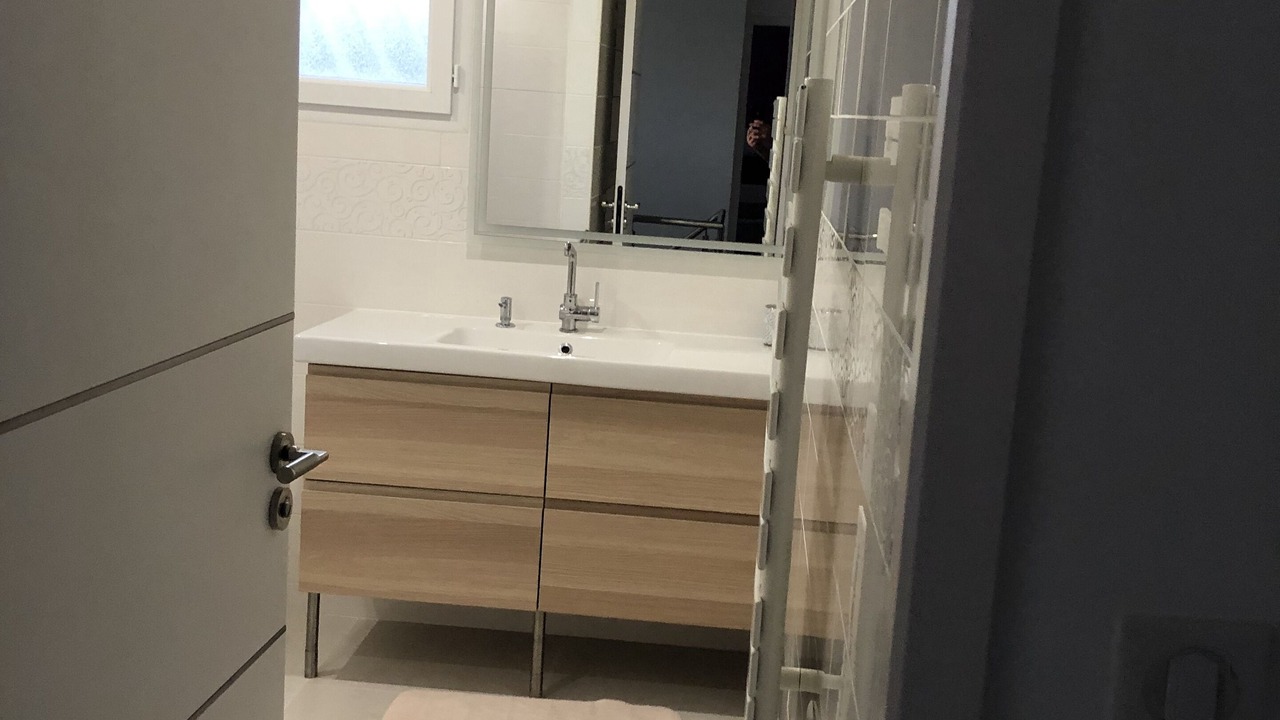 Photo of Bathroom in Crestet