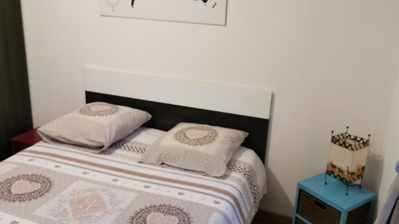 Photo of Bedroom in Cours la Ville