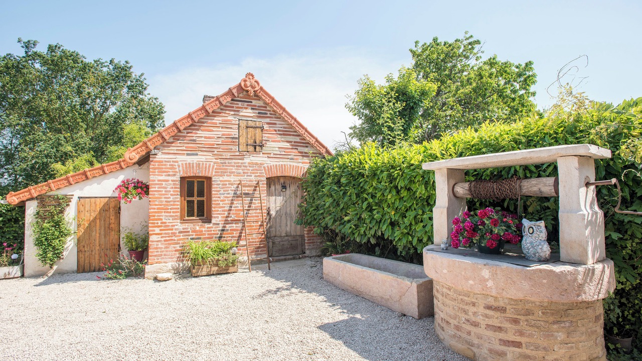 Photo of Outdoor in Saint-Martin-en-Bresse