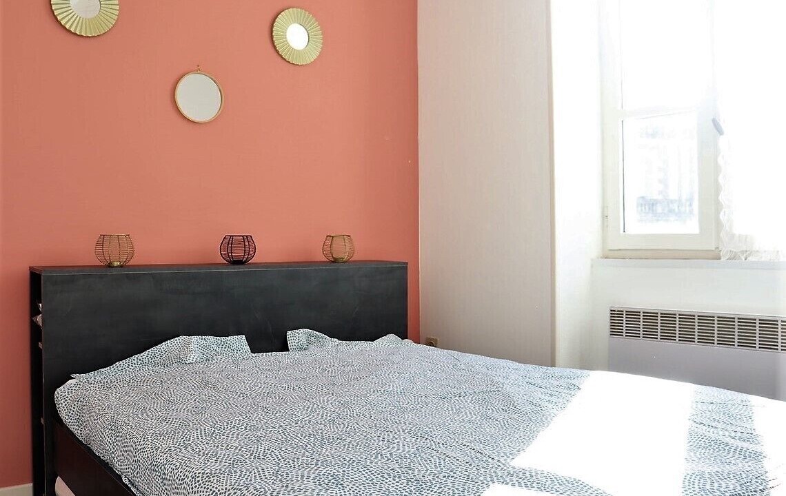 Photo of Bedroom in Nevers