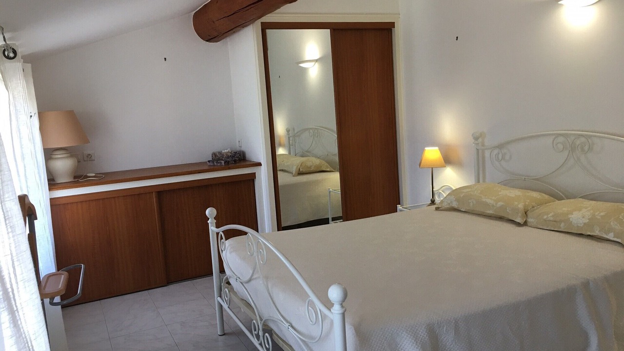 Photo of Bedroom in Aubignan