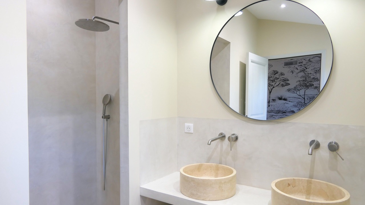 Photo of Bathroom in La Roque-sur-Pernes