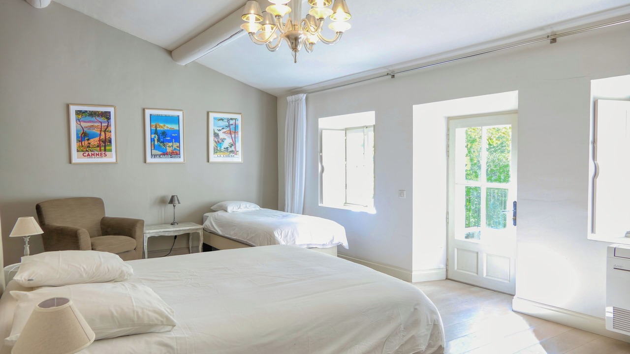 Photo of Bedroom in La Roque-sur-Pernes