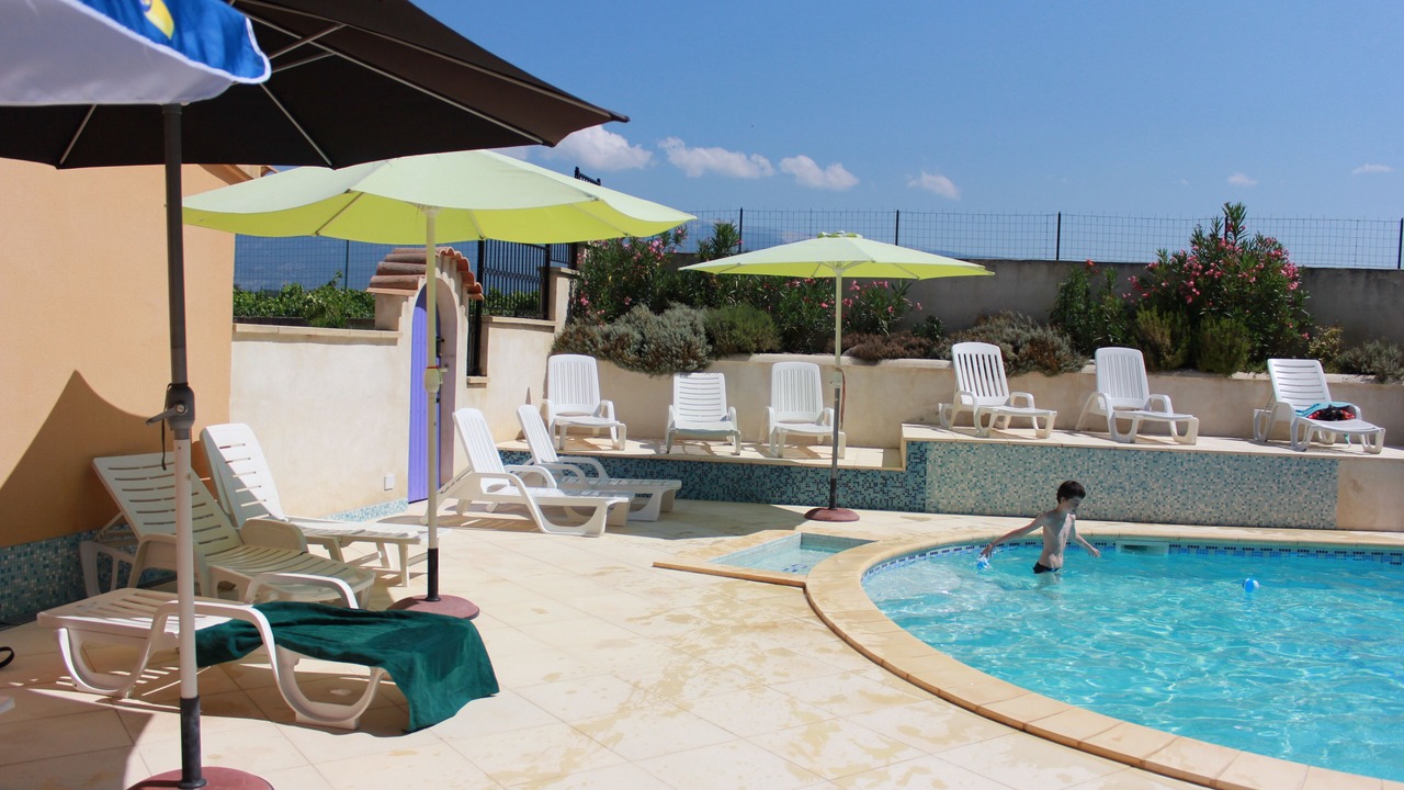Photo of Outdoor in Mormoiron