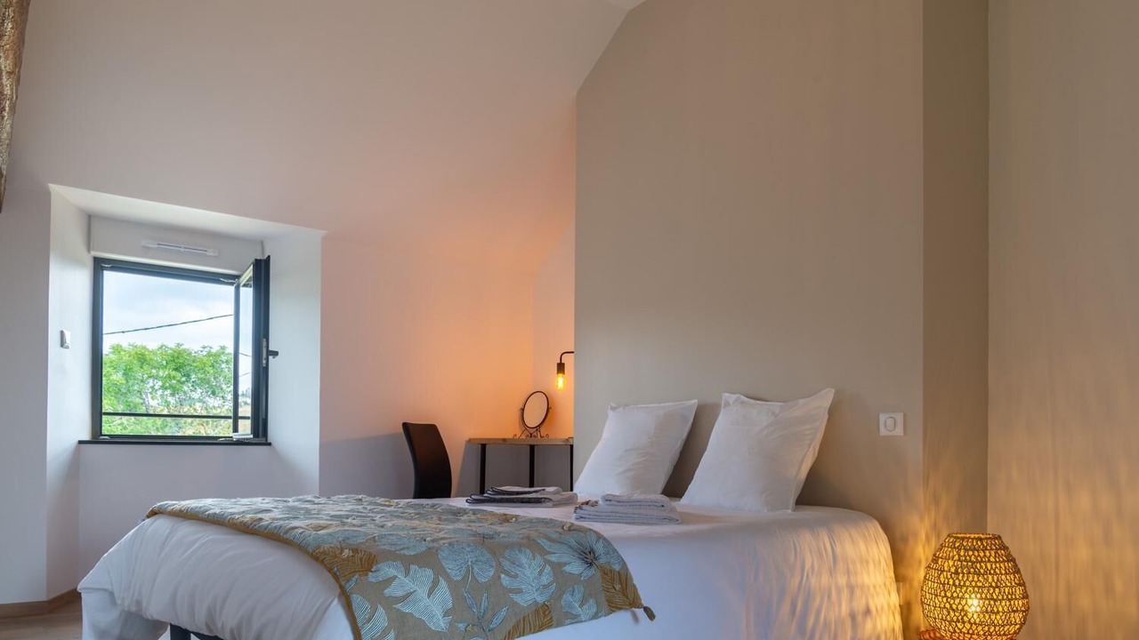Photo of Bedroom in Saint-Laurent-de-Muret