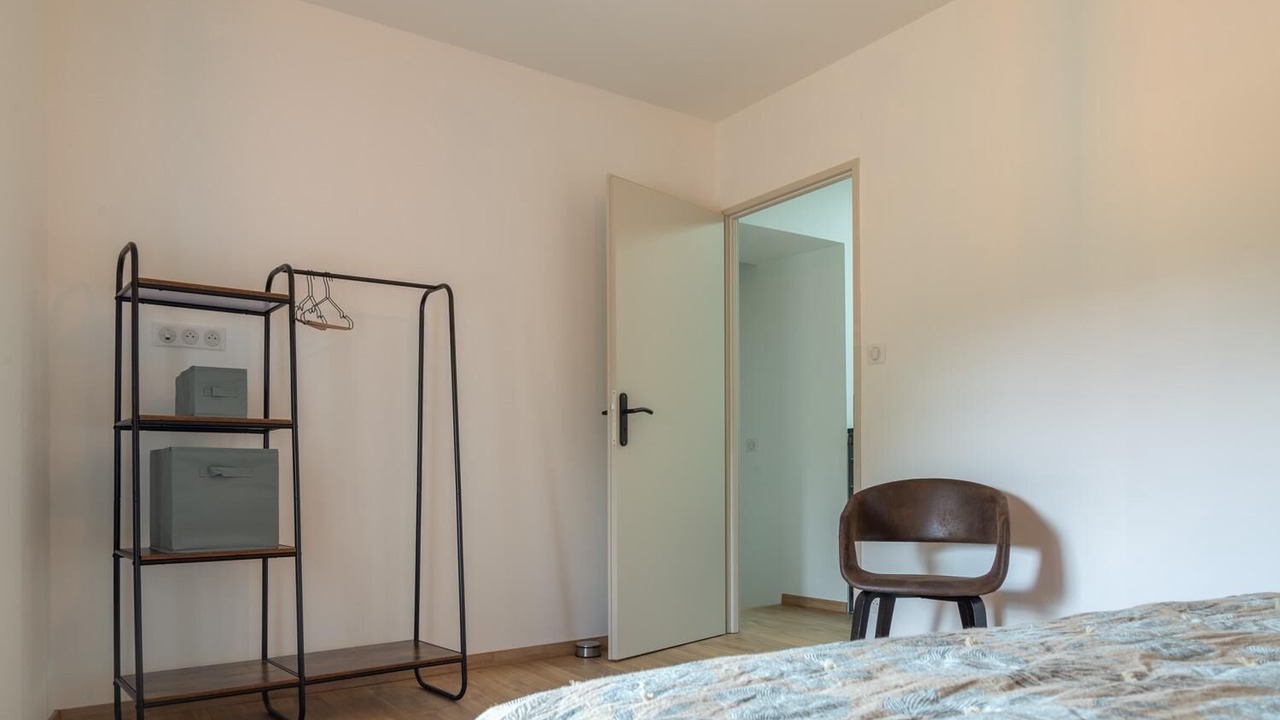 Photo of Bedroom in Saint-Laurent-de-Muret
