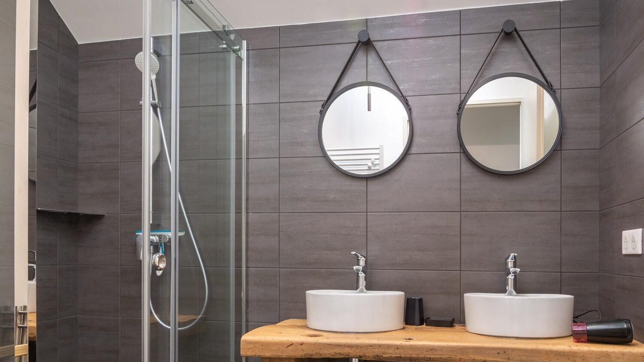 Photo of Bathroom in Saint-Laurent-de-Muret