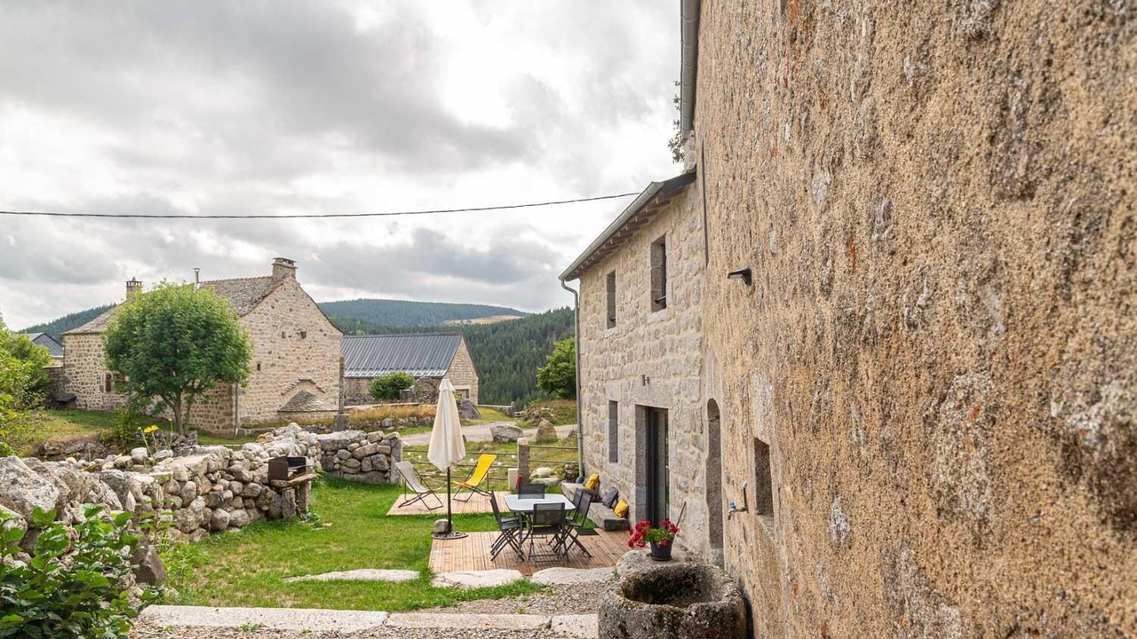 Photo of Outdoor in Saint-Laurent-de-Muret