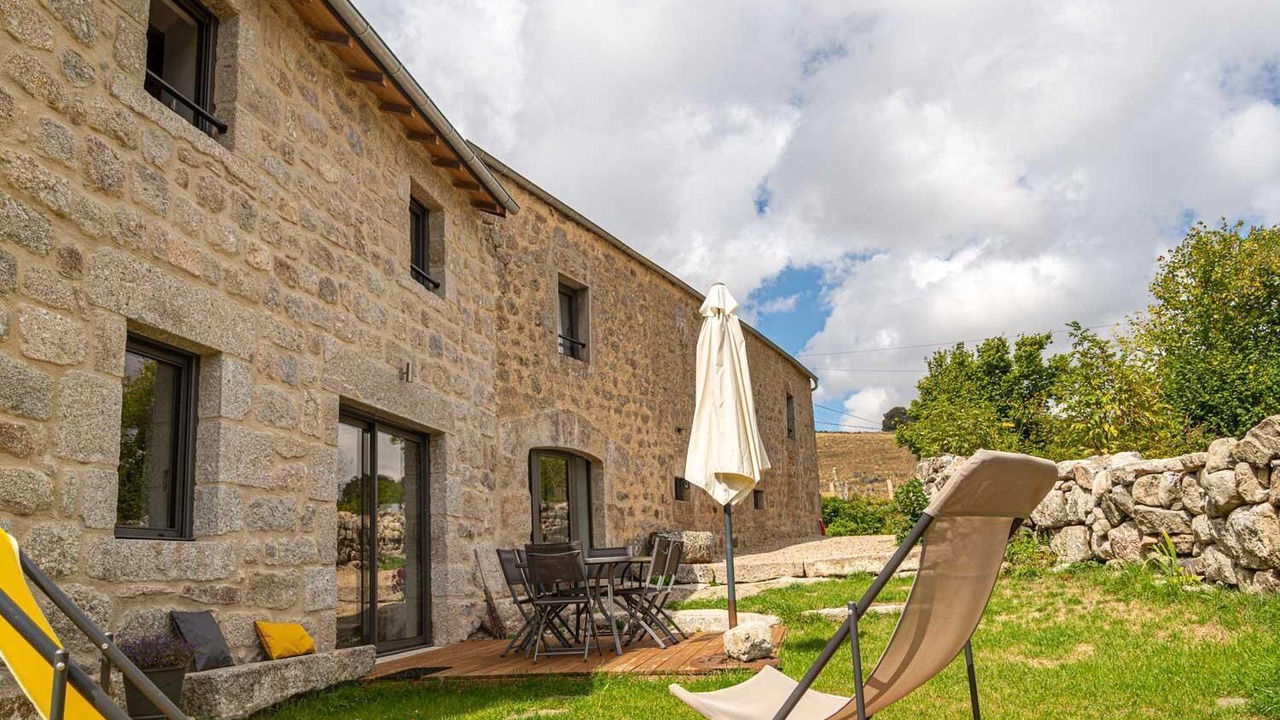 Photo of Outdoor in Saint-Laurent-de-Muret