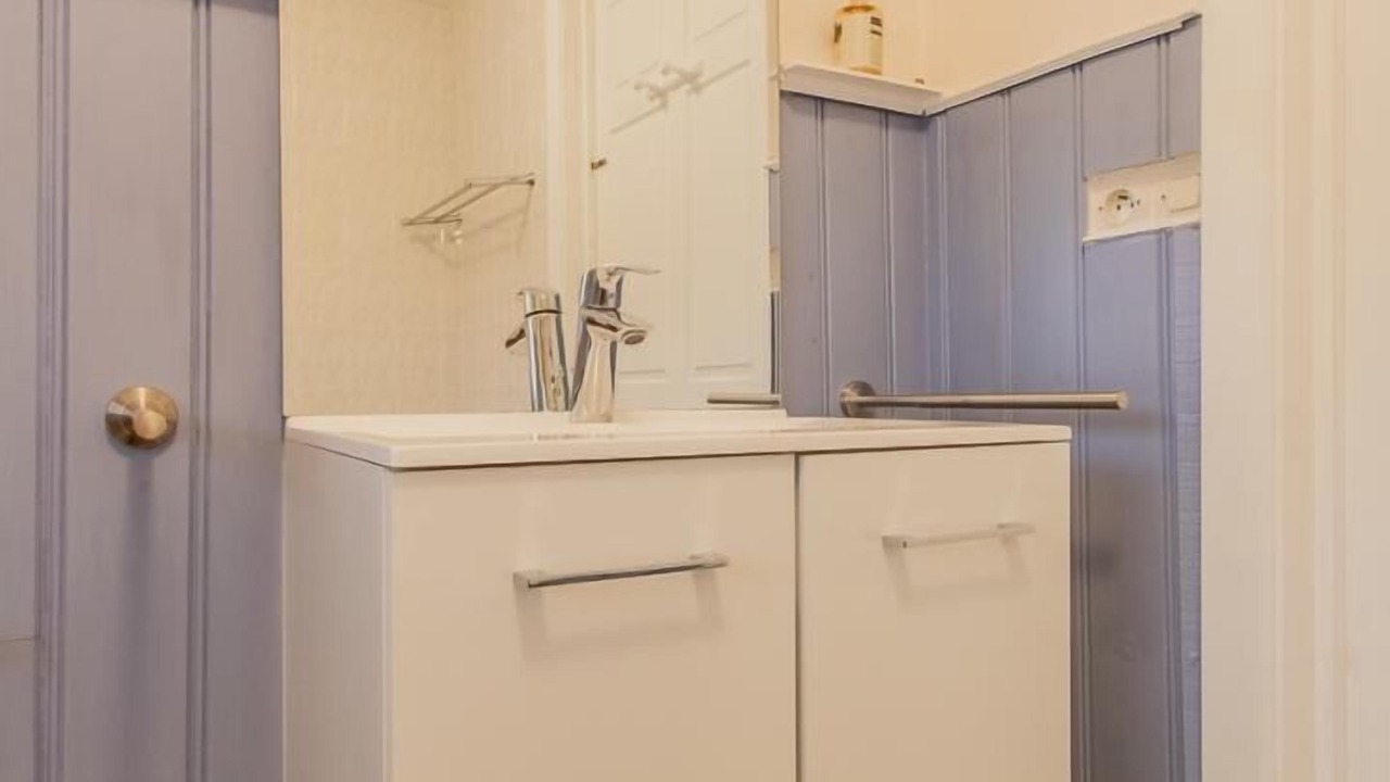 Photo of Bathroom in Vendenesse-les-Charolles
