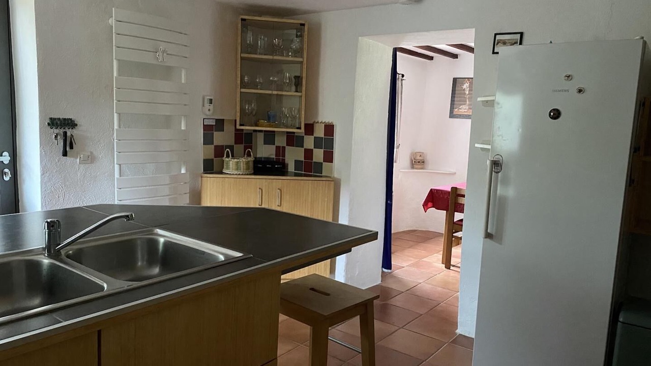 Photo of Kitchen in Vendenesse-les-Charolles