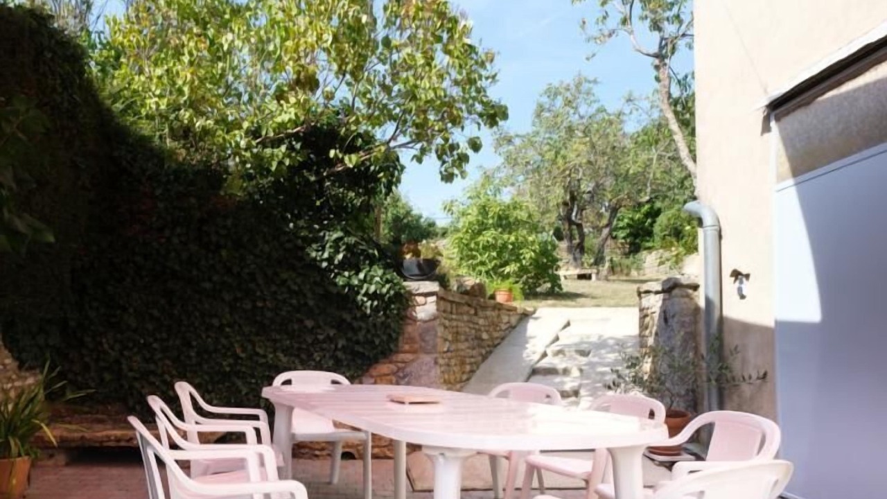 Photo of Patio Balcony in Sologny