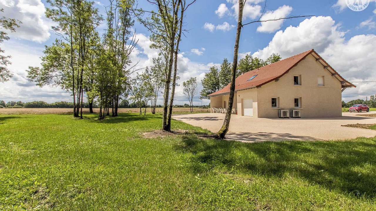 Photo of Outdoor in Serley
