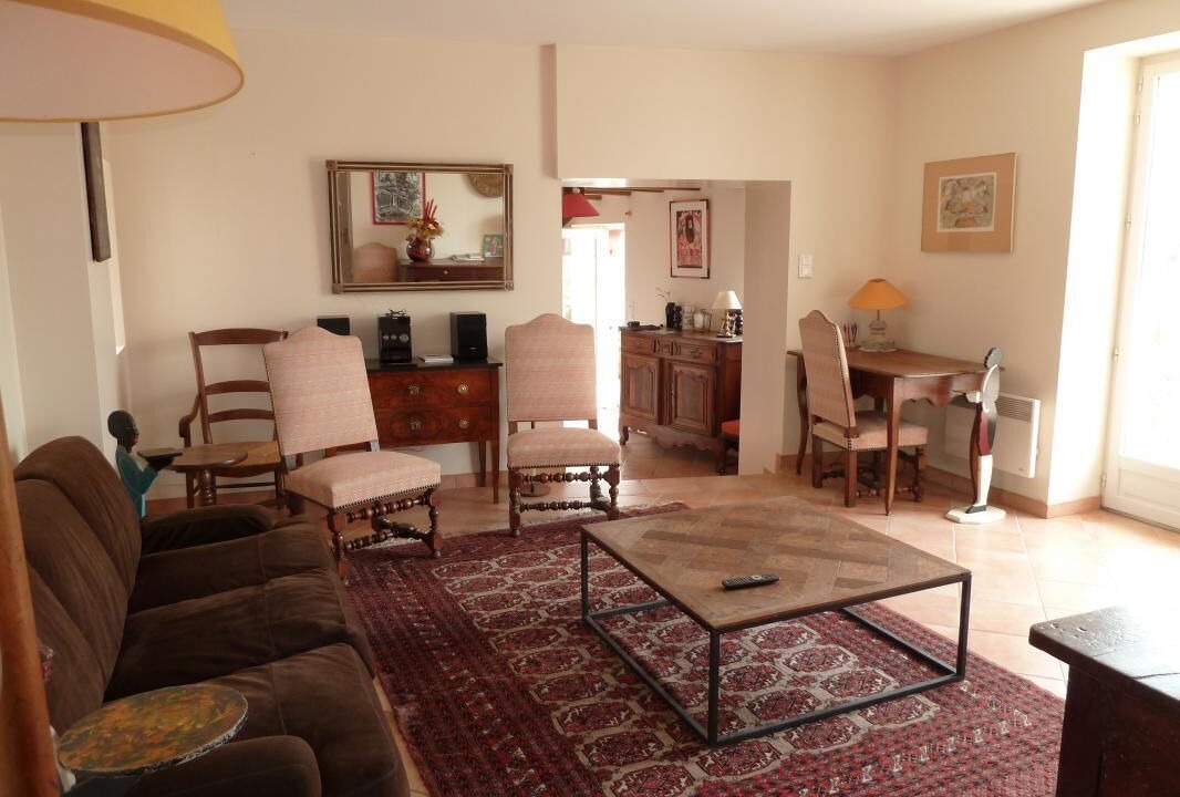Photo of Livingroom in Berze-le-Chatel