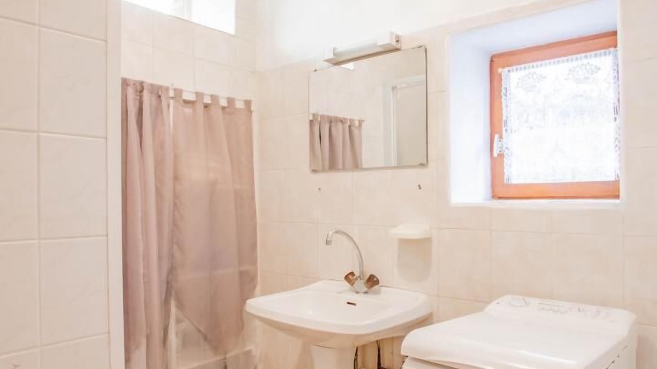 Photo of Bathroom in Dyo