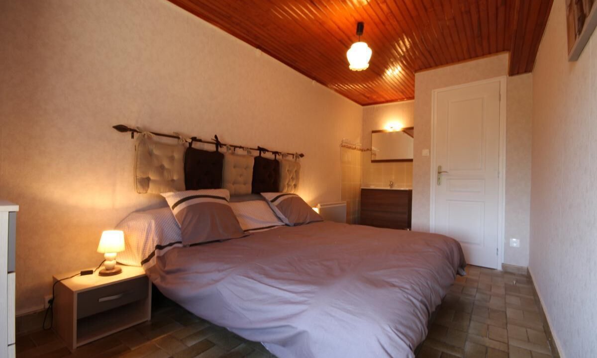 Photo of Bedroom in Flacey-en-Bresse