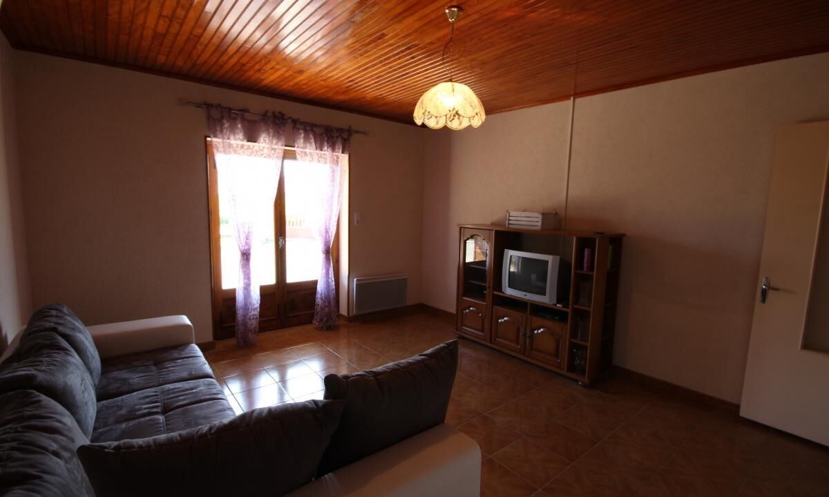 Photo of Livingroom in Flacey-en-Bresse