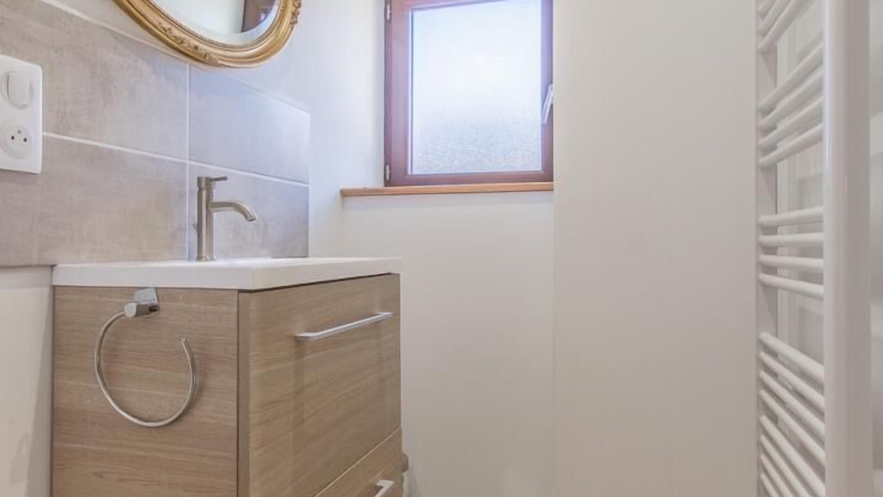 Photo of Bathroom in Mary
