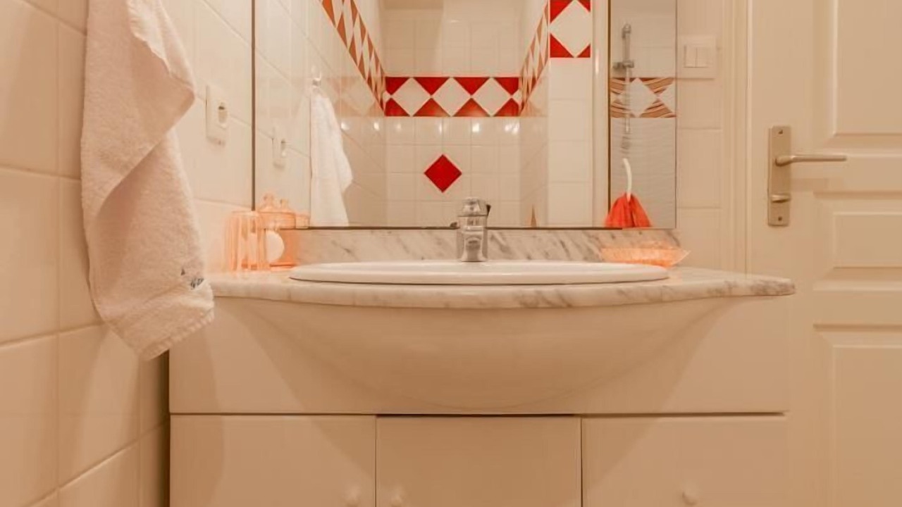 Photo of Bathroom in Saint-Marcelin-de-Cray
