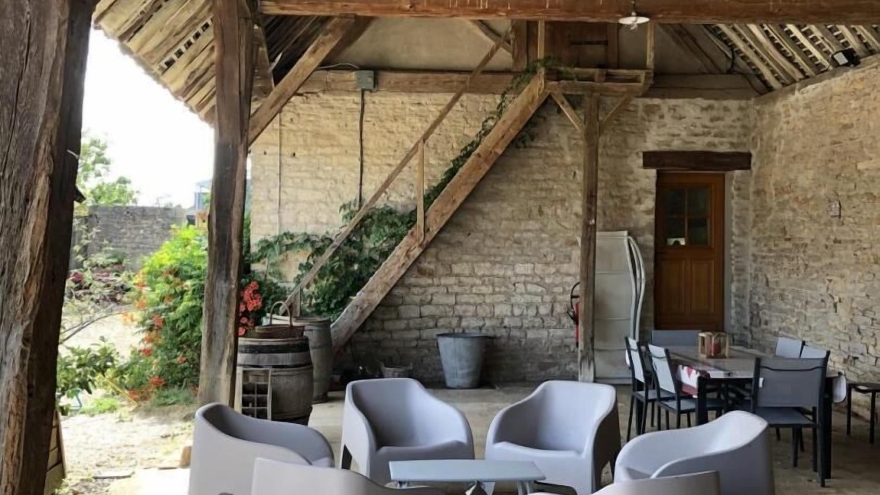Photo of Outdoor in Lux