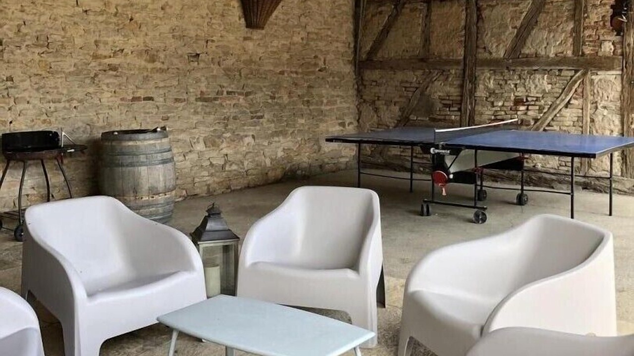 Photo of Outdoor in Lux
